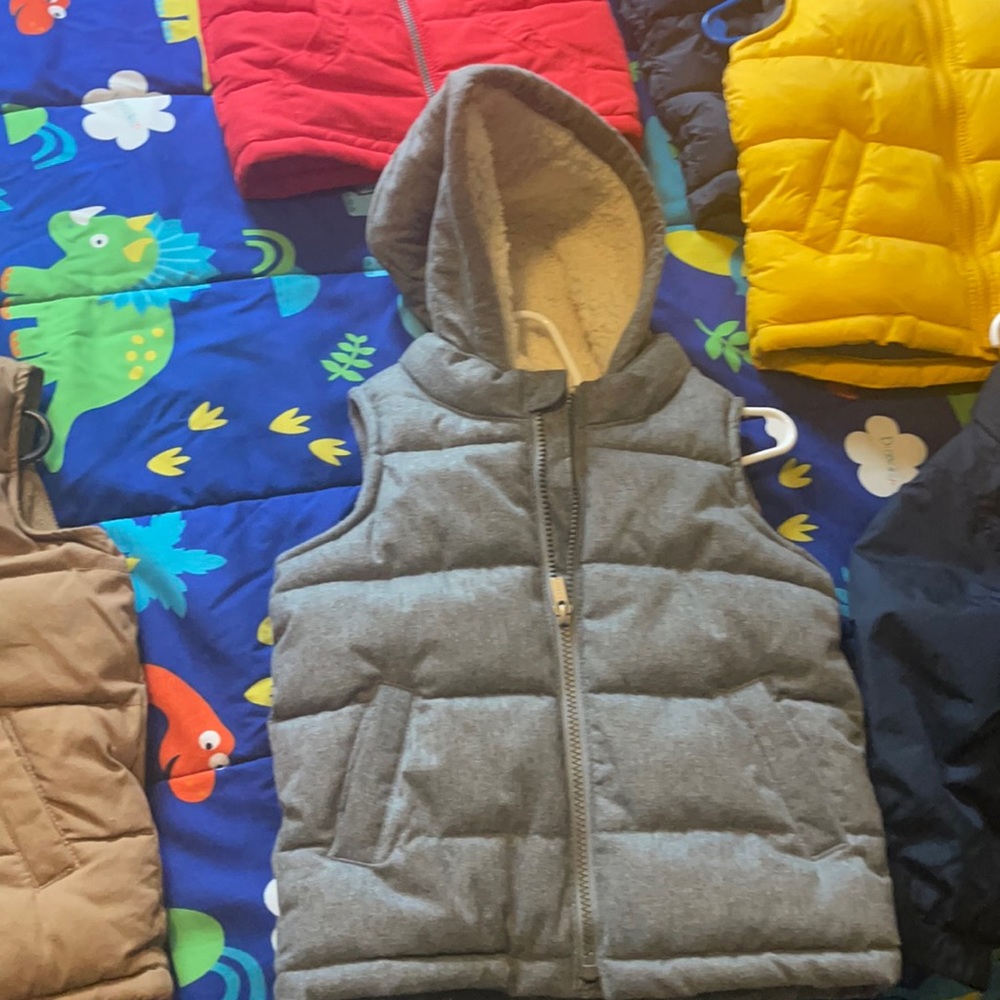 4T puffer vest
